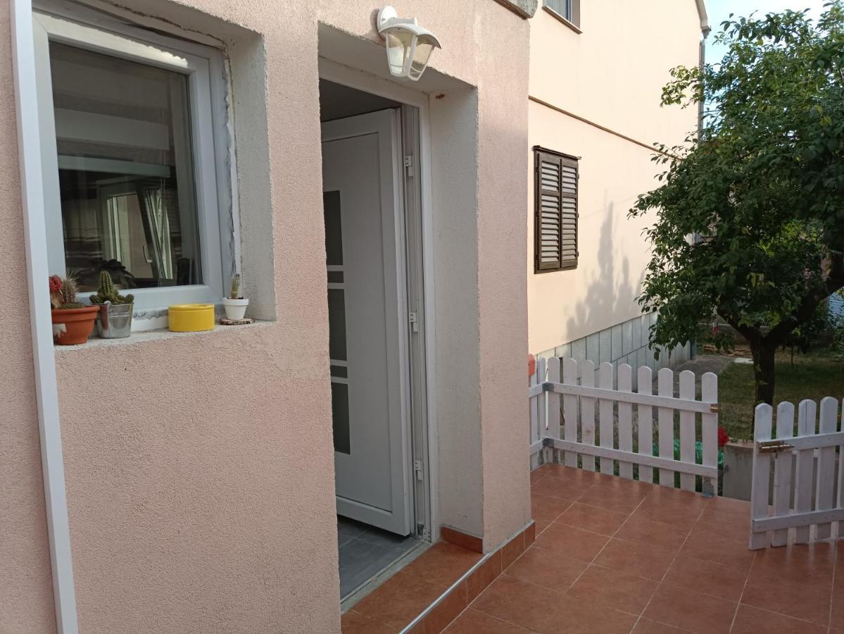 Apartman Mala Cici Apartment ซาดาร์ ภายนอก รูปภาพ