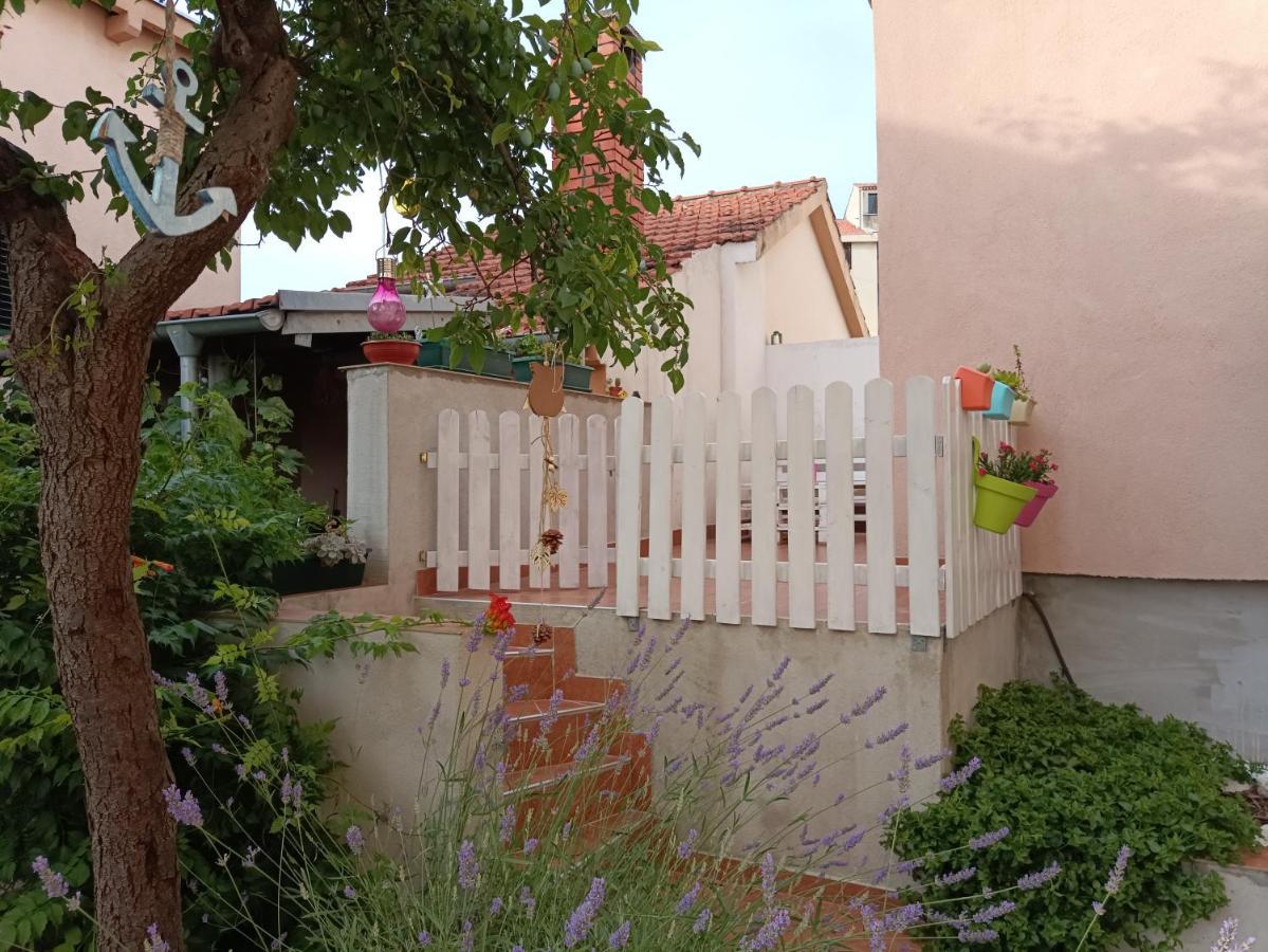 Apartman Mala Cici Apartment ซาดาร์ ภายนอก รูปภาพ